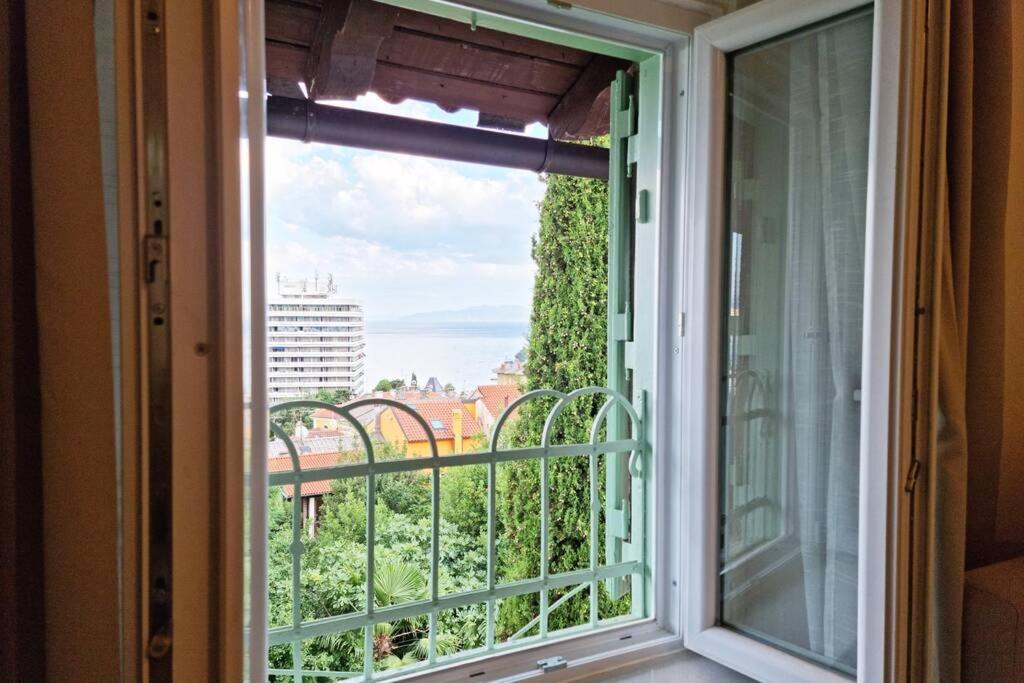 Apartment Julija Opatija Exteriör bild